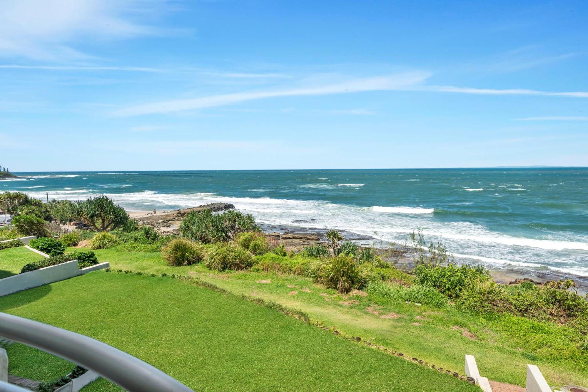Resort Rolling Surf Caloundra