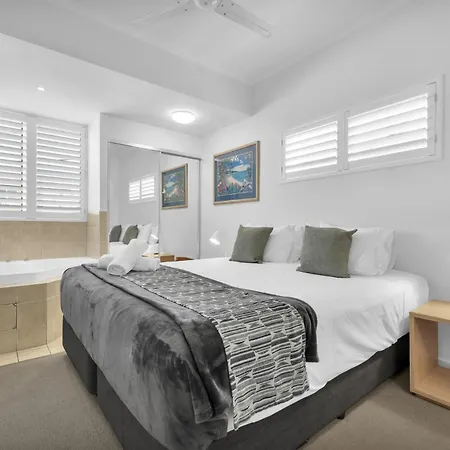 Rolling Surf Resort Caloundra Exterior photo