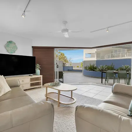 Rolling Surf Resort Caloundra Exterior photo